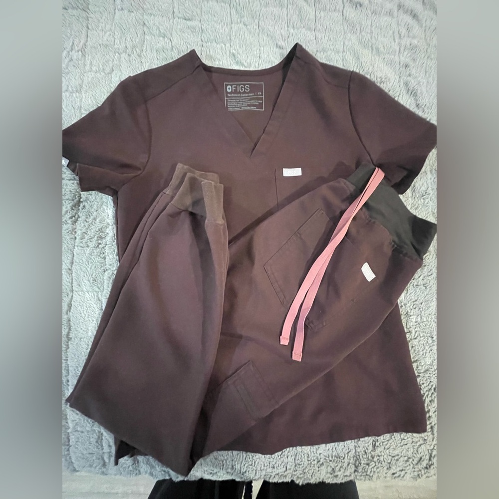 Figs Jogger TWO PIECE Set - Size [XS] - $50 (Original Price $86)